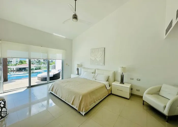 Luxury Beachfront At Mareazul Apartment *