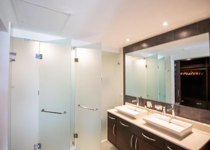 Luxury Beachfront At Mareazul Playa del Carmen